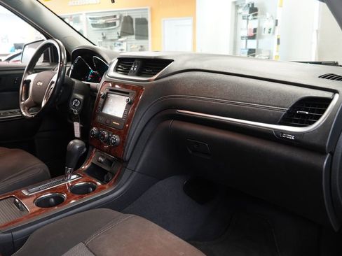 Used 2014 Chevrolet Traverse LT FWD image 37