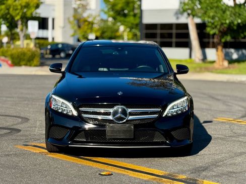 Used 2020 Mercedes-Benz C 300 Sedan image 2