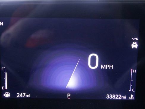 Used 2024 Buick Envista Sport Touring w/ Convenience I Package FWD image 23