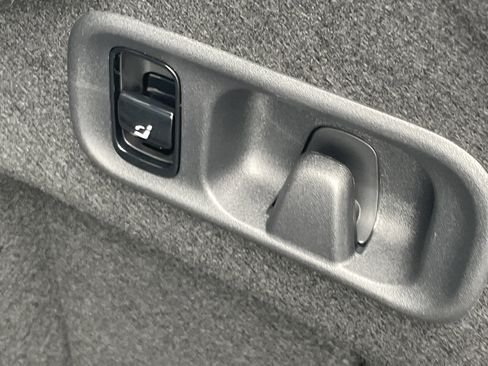 New 2026 Mercedes-Benz C 300 4MATIC Sedan image 11