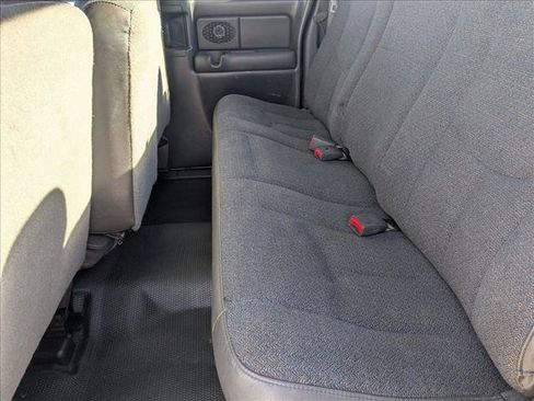 Used 2004 Chevrolet Silverado 2500 W/T image 15