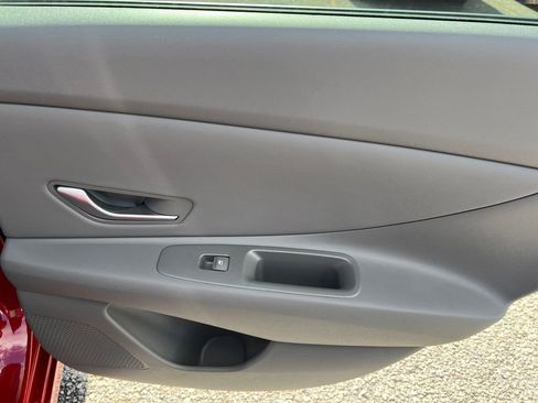 New 2026 Hyundai Elantra Sport FWD image 18