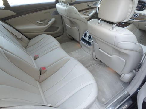 Used 2015 Mercedes-Benz S 550 Sedan image 10