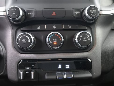 Used 2023 RAM 1500 Big Horn image 33