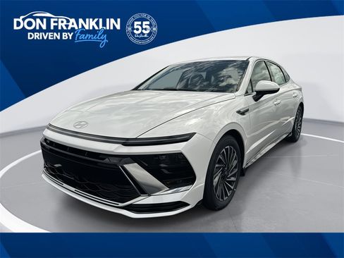 New 2025 Hyundai Sonata SEL image 1