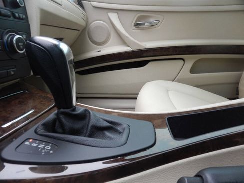 Used 2009 BMW 328i xDrive Coupe AWD/4WD image 35
