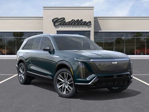 Used 2027 Cadillac Vistiq Luxury w/ LPO, Floor Liner Package AWD/4WD image 7