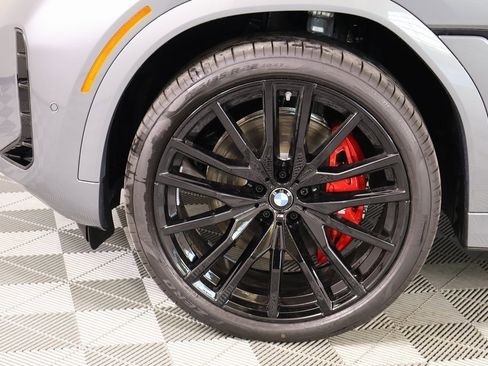 New 2026 BMW X6 xDrive40i w/ Climate Comfort Package image 19