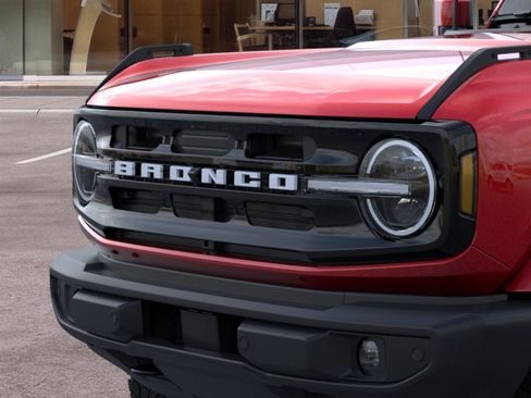New 2026 Ford Bronco Outer Banks AWD/4WD image 19