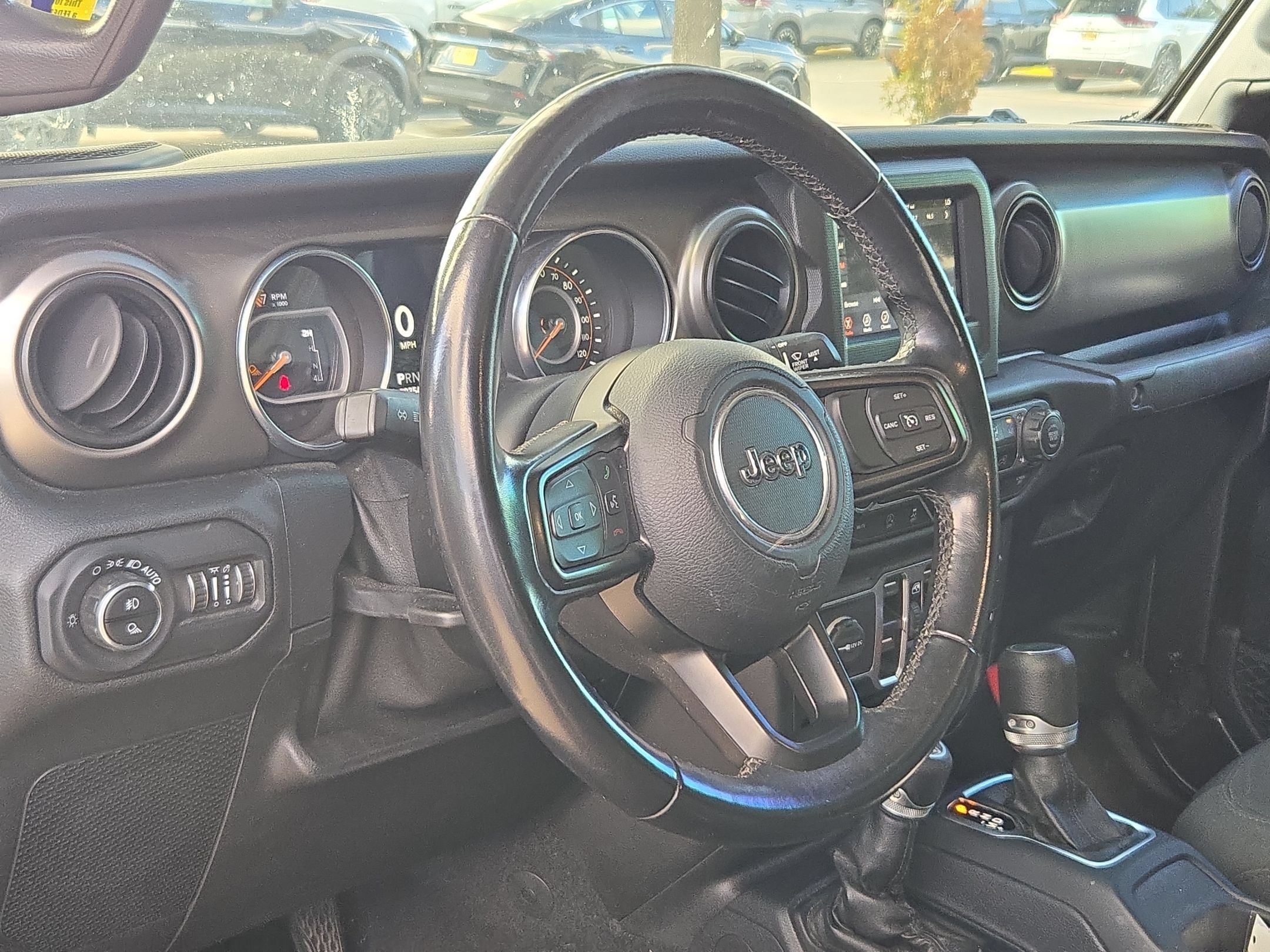 Used 2021 Jeep Gladiator Sport AWD/4WD image 10