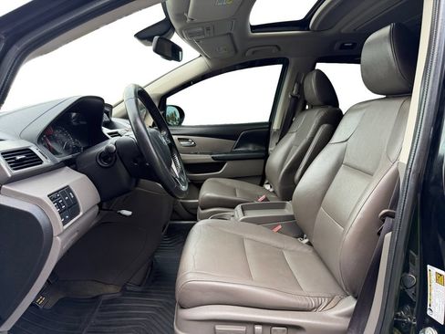Used 2016 Honda Odyssey Touring image 10