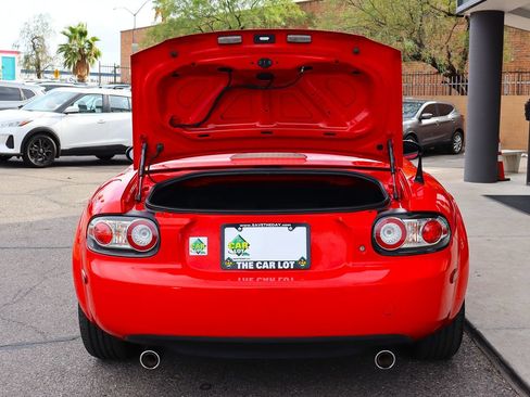 Used 2008 MAZDA MX-5 Miata Grand Touring w/ Premium Pkg RWD image 22