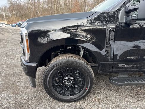 New 2026 Ford F250 Lariat w/ Black Appearance Package image 6