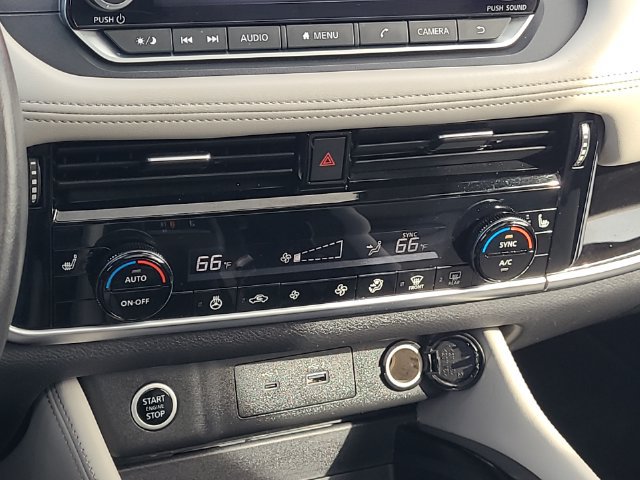 Used 2023 Nissan Rogue SL AWD/4WD image 21