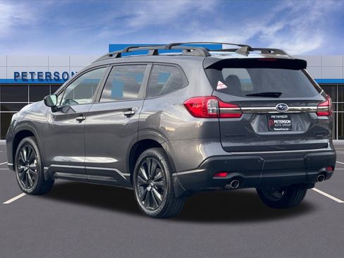 Used 2022 Subaru Ascent Onyx Edition image 6