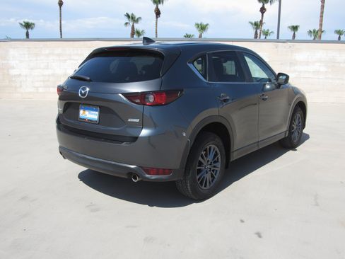 Used 2019 MAZDA CX-5 Touring FWD image 5