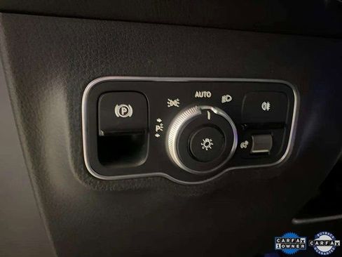 Used 2023 Mercedes-Benz EQB 300 4MATIC w/ Pinnacle Package image 37