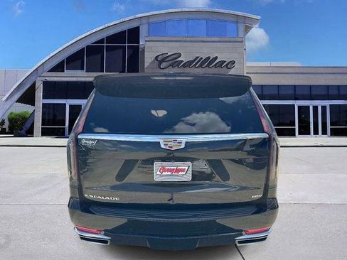 Used 2023 Cadillac Escalade ESV Luxury RWD image 5