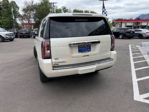 Used 2015 GMC Yukon Denali w/ Touring Package AWD/4WD image 9