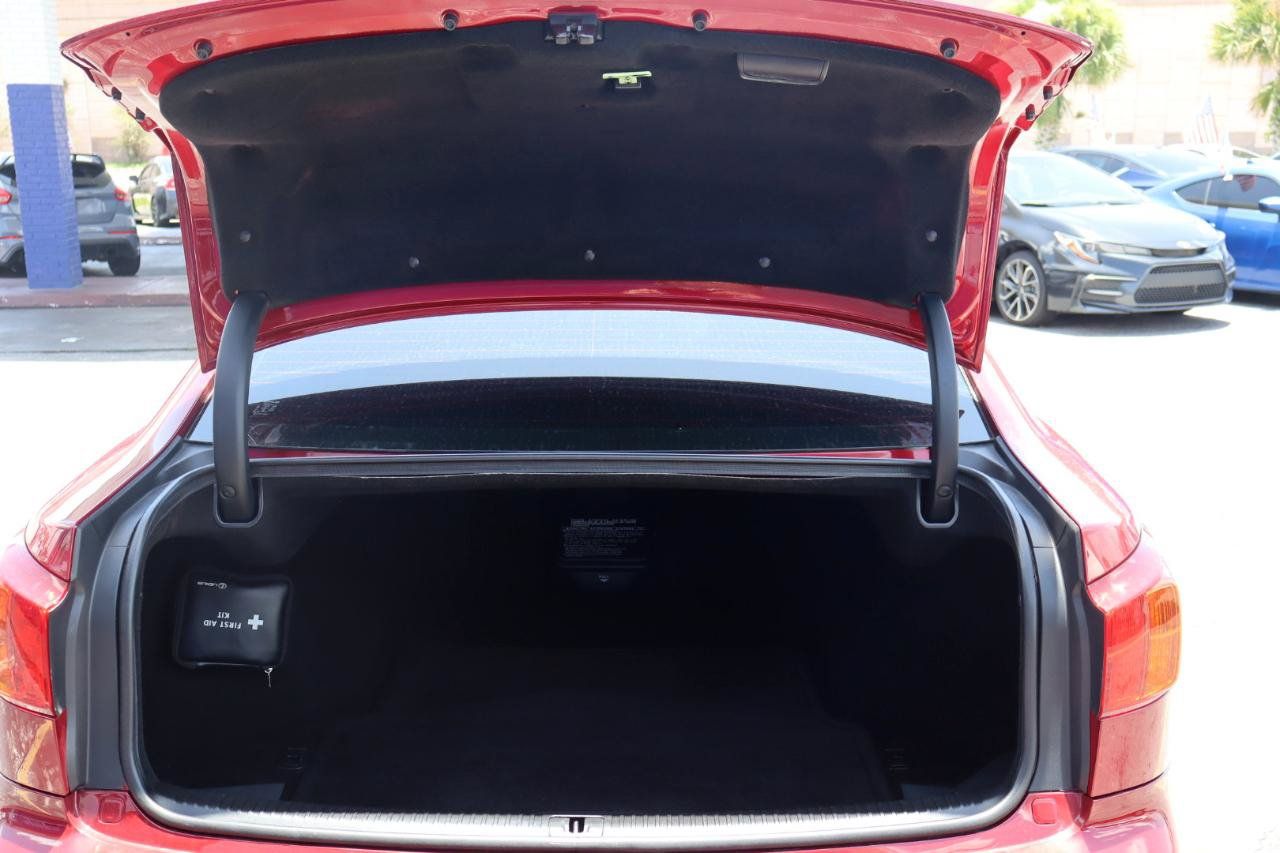 Used 2010 Lexus IS 250 w/ Preferred Accessory Package RWD image 35