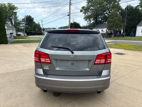 Used 2009 Dodge Journey SXT FWD image 7
