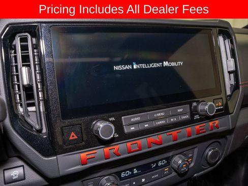 Certified 2025 Nissan Frontier PRO-4X w/ Pro Premium Package AWD/4WD image 13