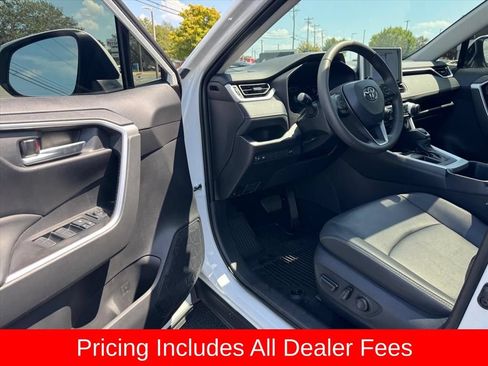 Used 2025 Toyota RAV4 XLE Premium FWD image 15