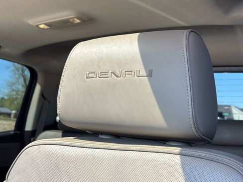 Used 2016 GMC Sierra 2500 Denali w/ Duramax Plus Package image 19