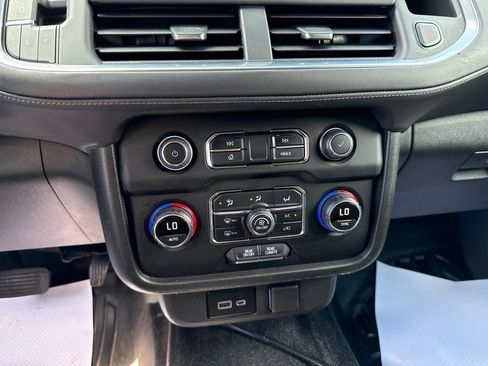 Used 2021 Chevrolet Tahoe 4WD image 36