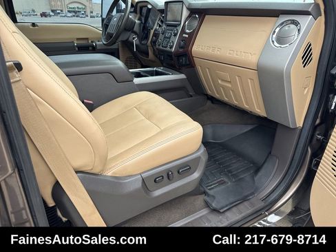 Used 2015 Ford F250 Lariat w/ Chrome Package image 87