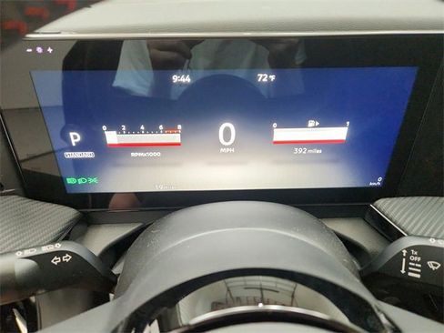 New 2025 Nissan Kicks SR image 20