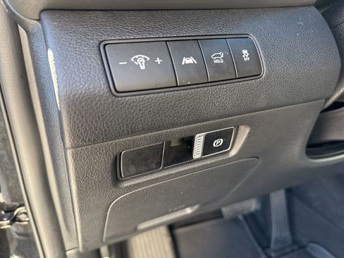 Certified 2023 Hyundai Santa Fe SEL image 18