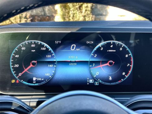 Used 2020 Mercedes-Benz GLE 350 4MATIC image 22