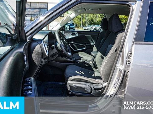 Used 2023 Kia Soul LX image 21