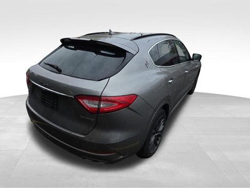 Used 2018 Maserati Levante S GranSport image 7
