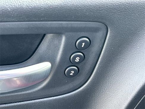 Used 2022 Dodge Charger R/T w/ Plus Group image 22