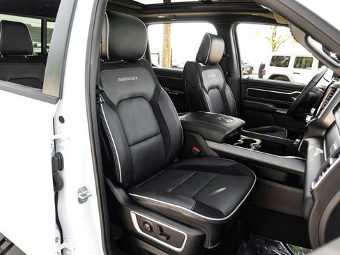 Used 2025 RAM 1500 Laramie w/ Laramie Southwest Edition AWD/4WD image 41