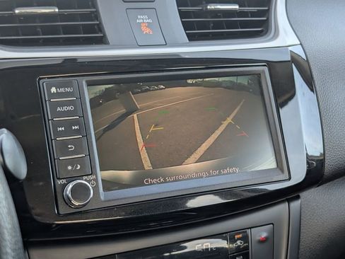 Used 2019 Nissan Sentra SV image 18