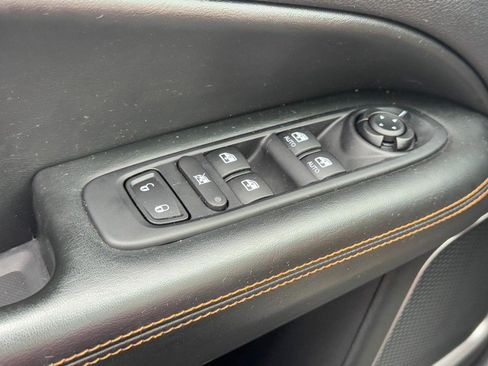 Used 2020 Jeep Compass Limited AWD/4WD image 21