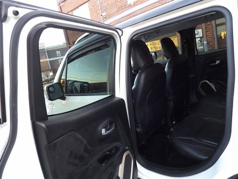 Used 2015 Jeep Renegade Limited image 10