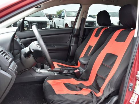 Used 2014 Subaru Impreza 2.0i image 7