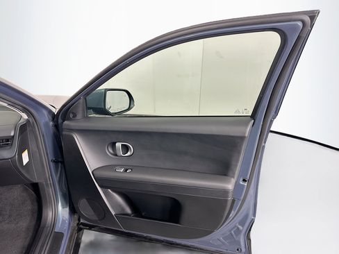 Used 2024 Hyundai Ioniq 5 SE RWD image 30