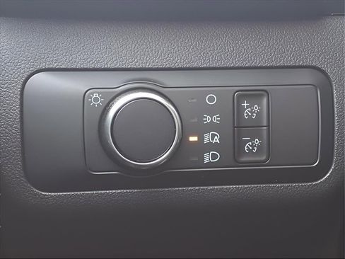 Used 2025 Ford Escape Active w/ Cold Weather Package image 17