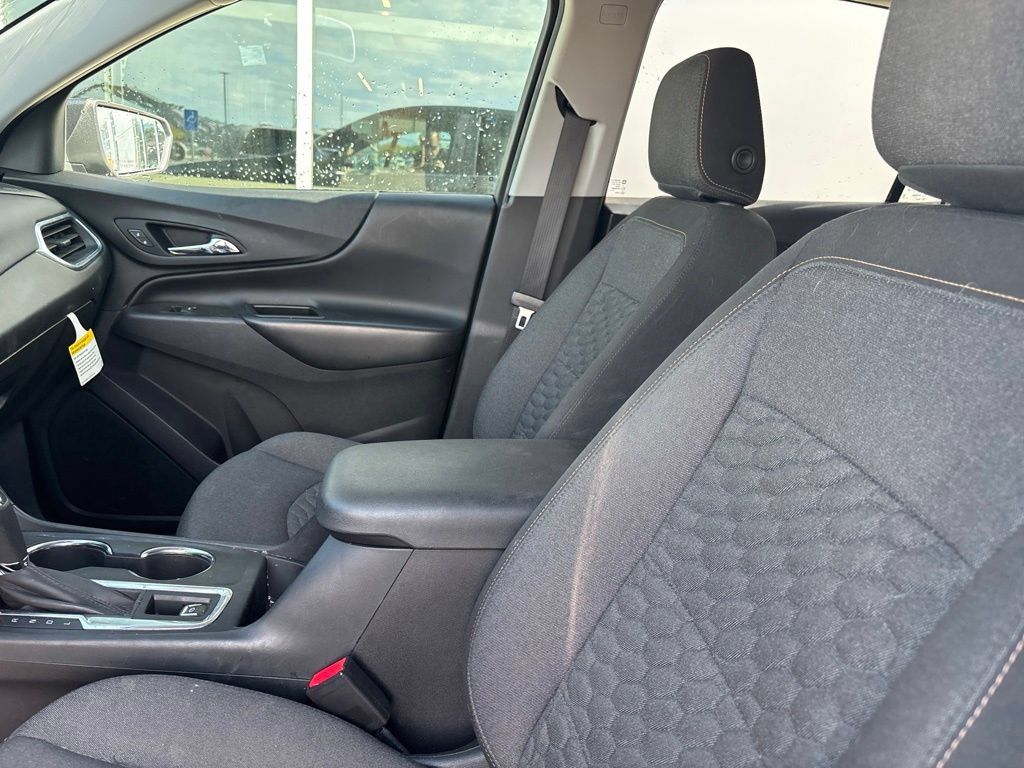 Used 2021 Chevrolet Equinox LT AWD/4WD image 15