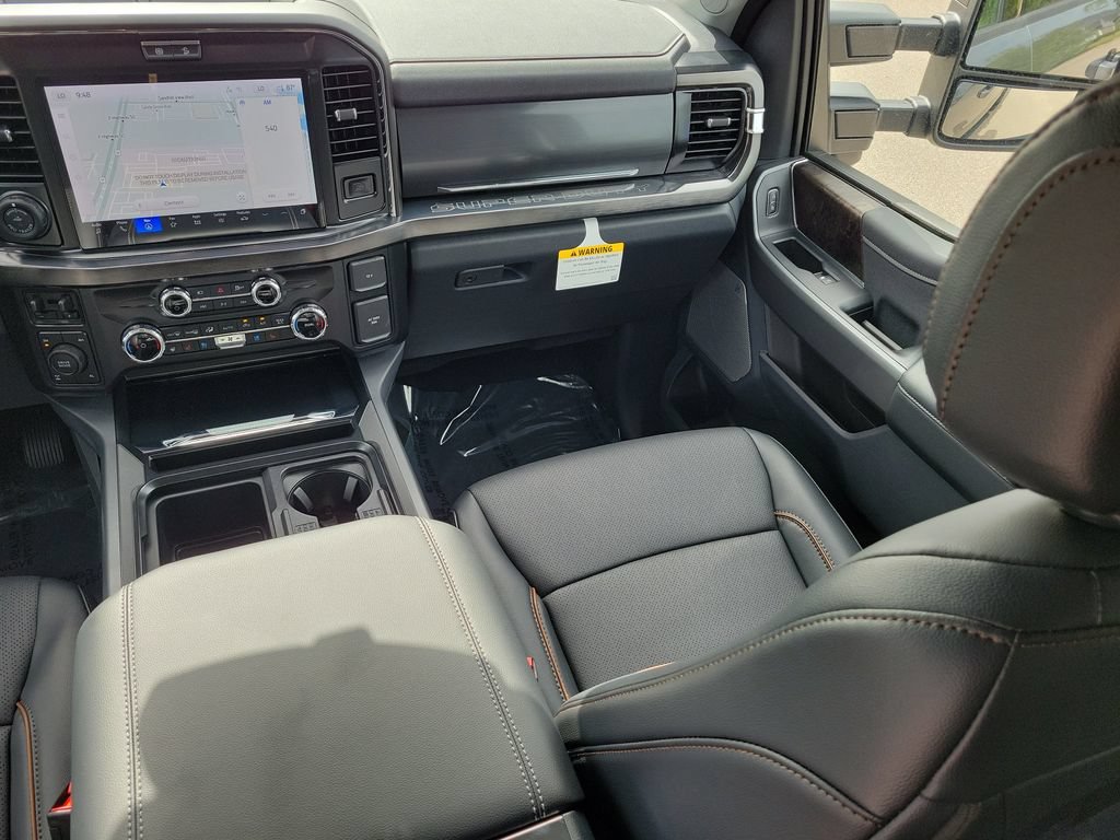 New 2026 Ford F350 Lariat w/ Black Appearance Package AWD/4WD image 11