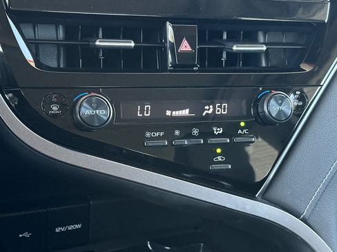 Used 2023 Toyota Camry SE w/ Audio Upgrade Package FWD image 21