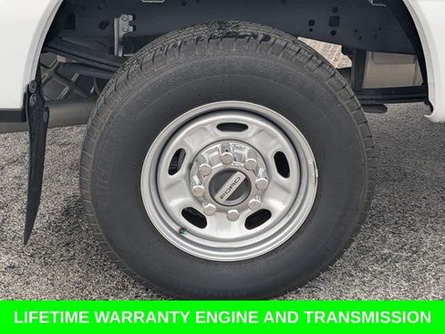 Certified 2024 Ford F250 XL w/ XL Chrome Package AWD/4WD image 15
