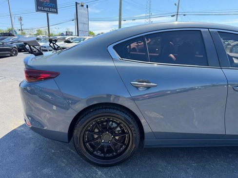 Used 2023 MAZDA MAZDA3 s FWD image 47