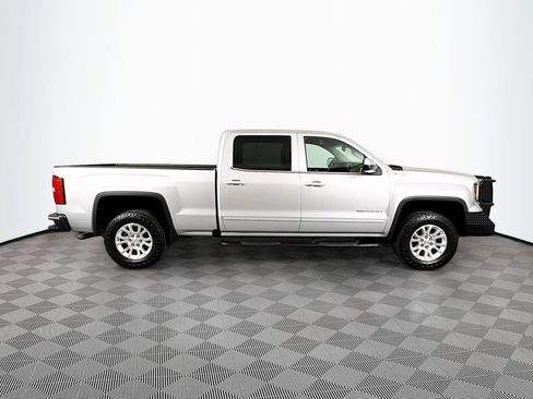 Used 2018 GMC Sierra 1500 SLE w/ SLE Fleet Preferred Package AWD/4WD image 8