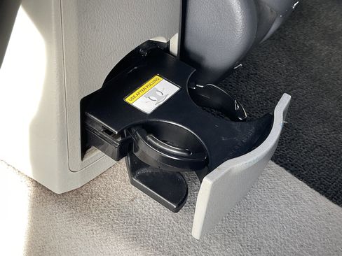 Used 2005 Kia Spectra5 image 30